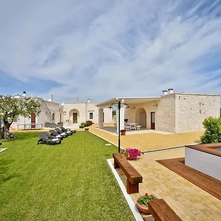 Holiday home La Corte Del Pergolo Locorotondo